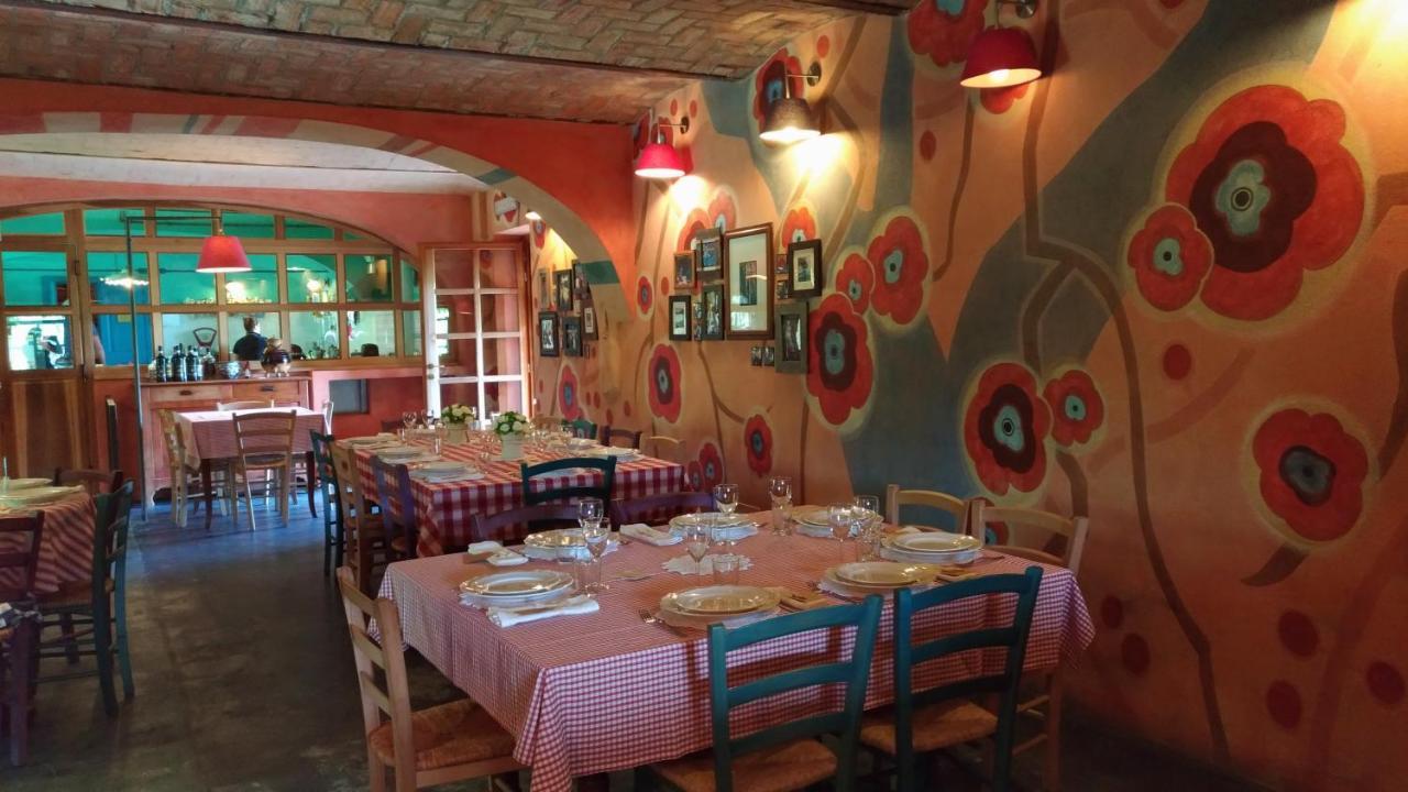 I Conti Della Serva Cinzano Exterior foto
