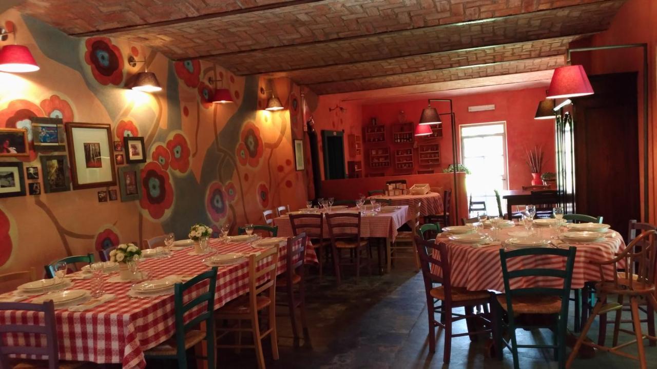 I Conti Della Serva Cinzano Exterior foto